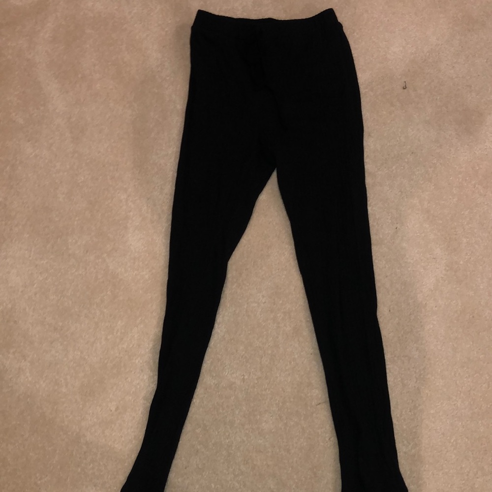 Ribbed black leggings